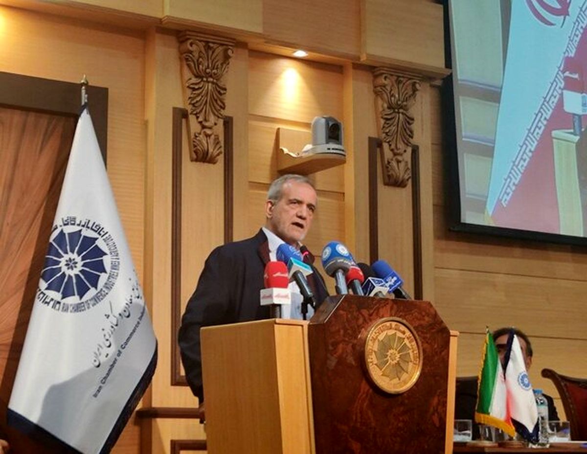 به دنبال حل مشکلات روابط خارجی هستم