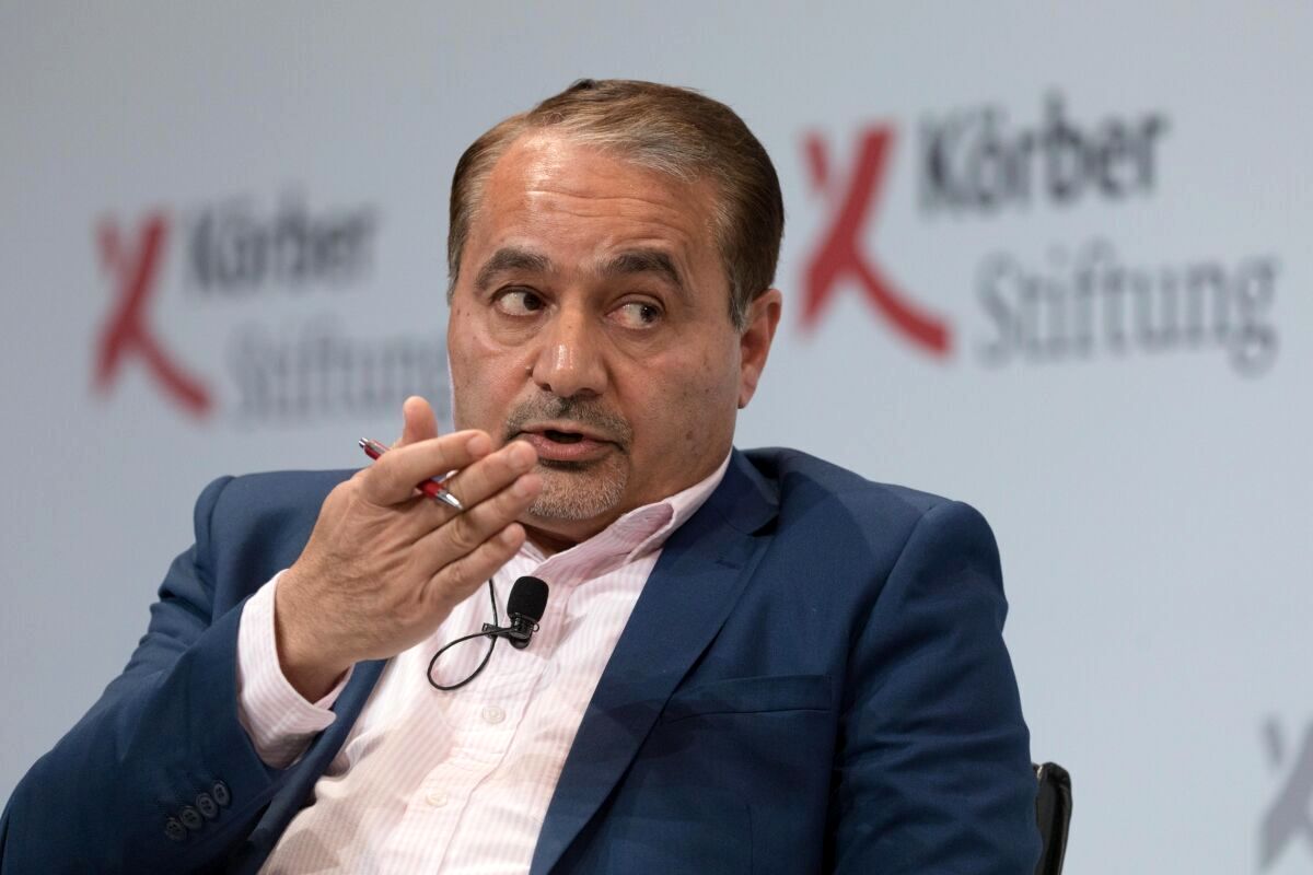 دیپلمات پیشین: به درخواست خودم بازنشست شدم
