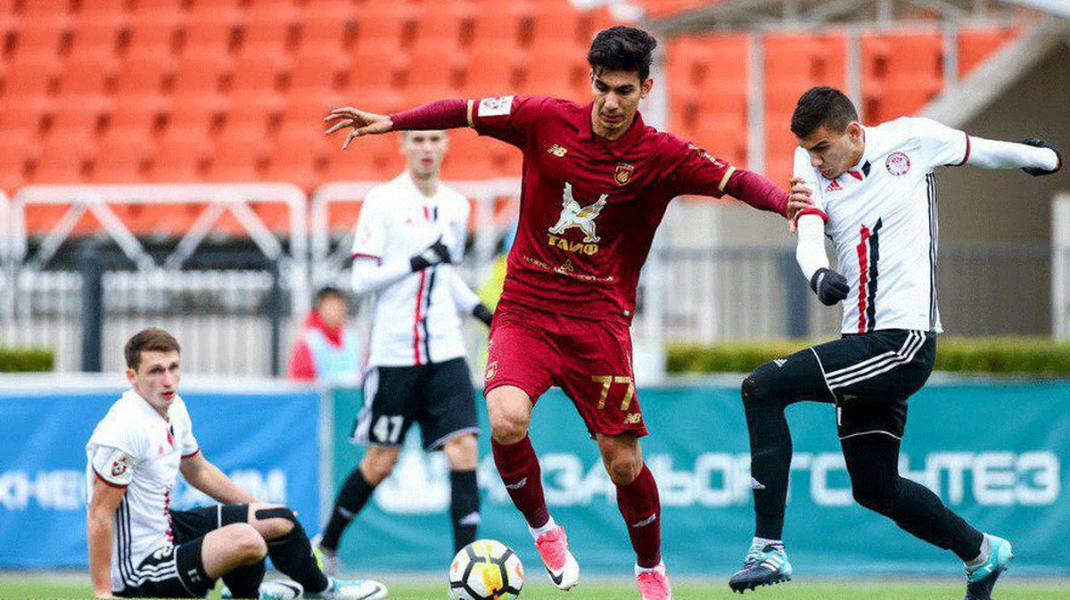 اقدام معنادار لژیونر فوتبال ایران پیوستنش به پرسپولیس را لو داد! + عکس