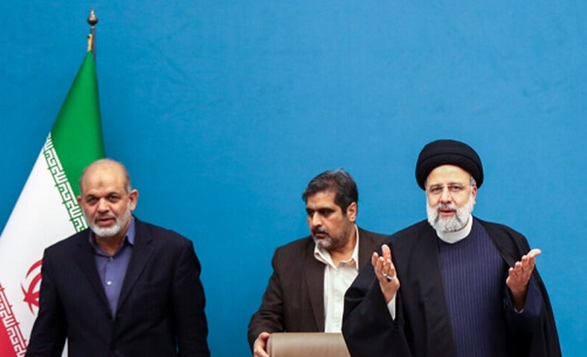 تفاوت ادبیات رئیسی و روحانی در پاسخ به منتقدان