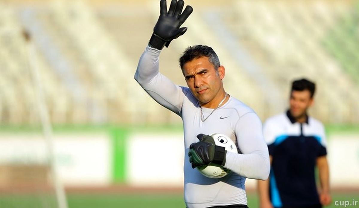 عابدزاده: در حد من نیستین پس ساکت باشید!