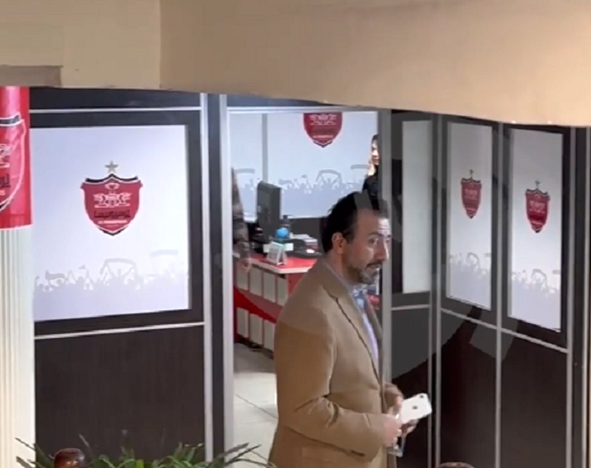 حضور مدیر برنامه‌های میلاد فخر الدینی در باشگاه پرسپولیس