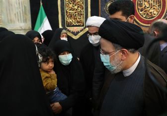  دیدار صمیمانه رئیسی با خانواده شهدای دفاع مقدس و مدافع حرم 