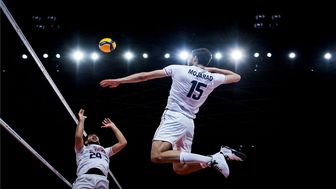 سطح ما به ایران و چک نمی‌رسد 