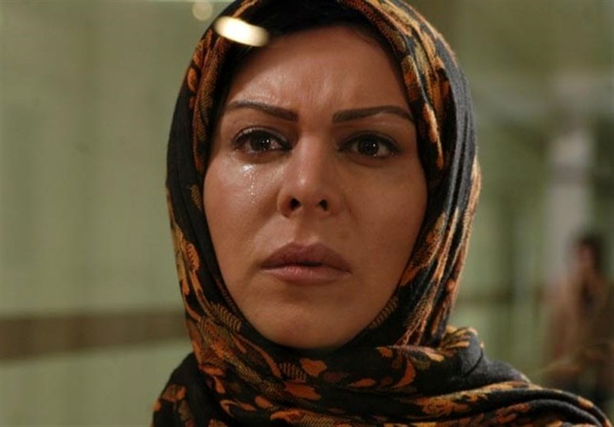 دوستان دوران دبیرستان فلور نظری /عکس