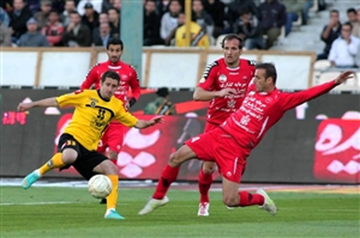 انقلاب در خط دفاع پرسپولیس