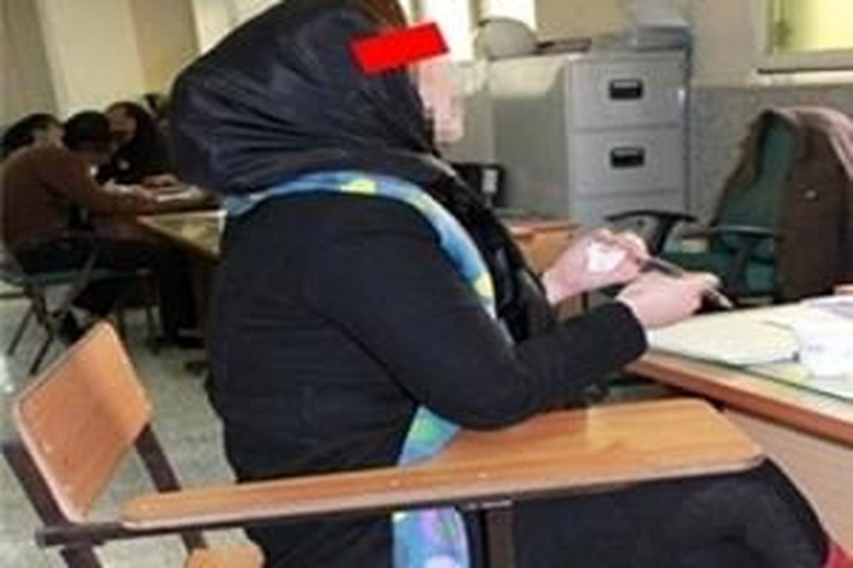 دختر جوانی که کاسه گدایی محبت را در کوچه و خیابان جستجو می‌کرد
