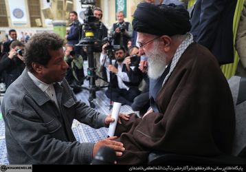 دیدار شاعران و اساتید ادبیات فارسی با رهبر انقلاب/گزارش تصویری