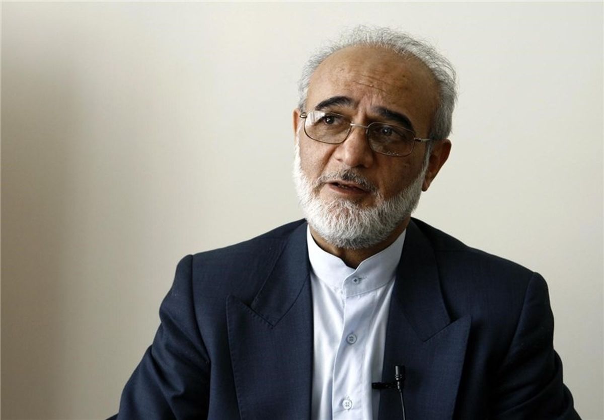 ایروانی: مردم علیرغم مشکلات معیشتی، همیشه پای آرمان‌های انقلاب ایستاده‌اند