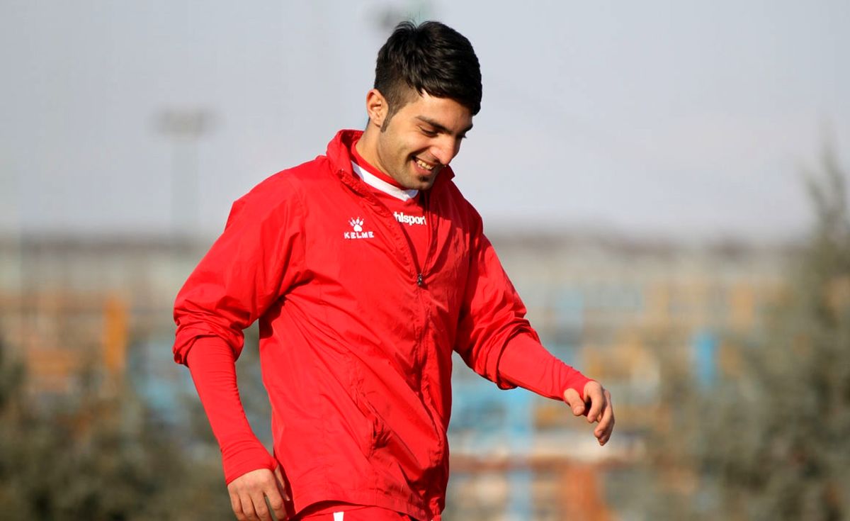 دست رد گسترش فولاد به سینه هافبک پرسپولیس