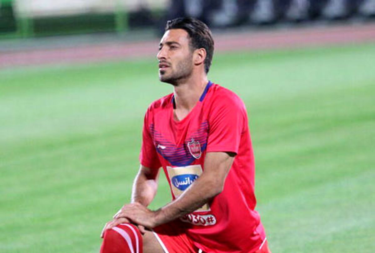 مدافع پرسپولیس: قهرمان آسیا شویم موهایم را می‌تراشم