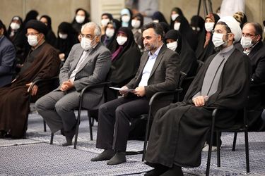 دیدار جمعی از نخبگان و استعدادهای برتر علمی با رهبر انقلاب/گزارش تصویری