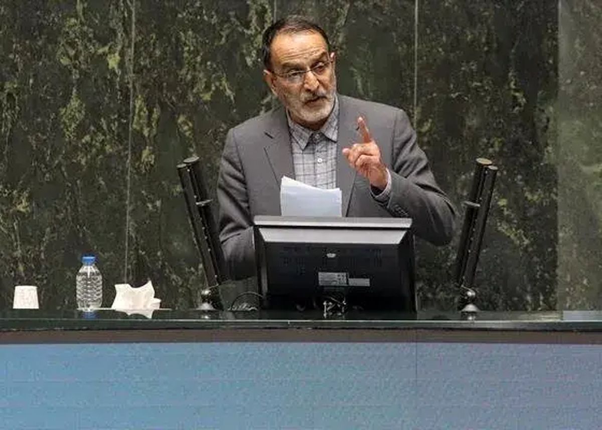 نماینده مجلس: تیم ملی باید در جام جهانی نماد مقاومت ایران باشد
