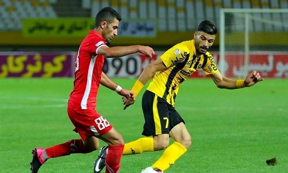 بازیکن سرخپوش: با استقلال قرارداد دارم