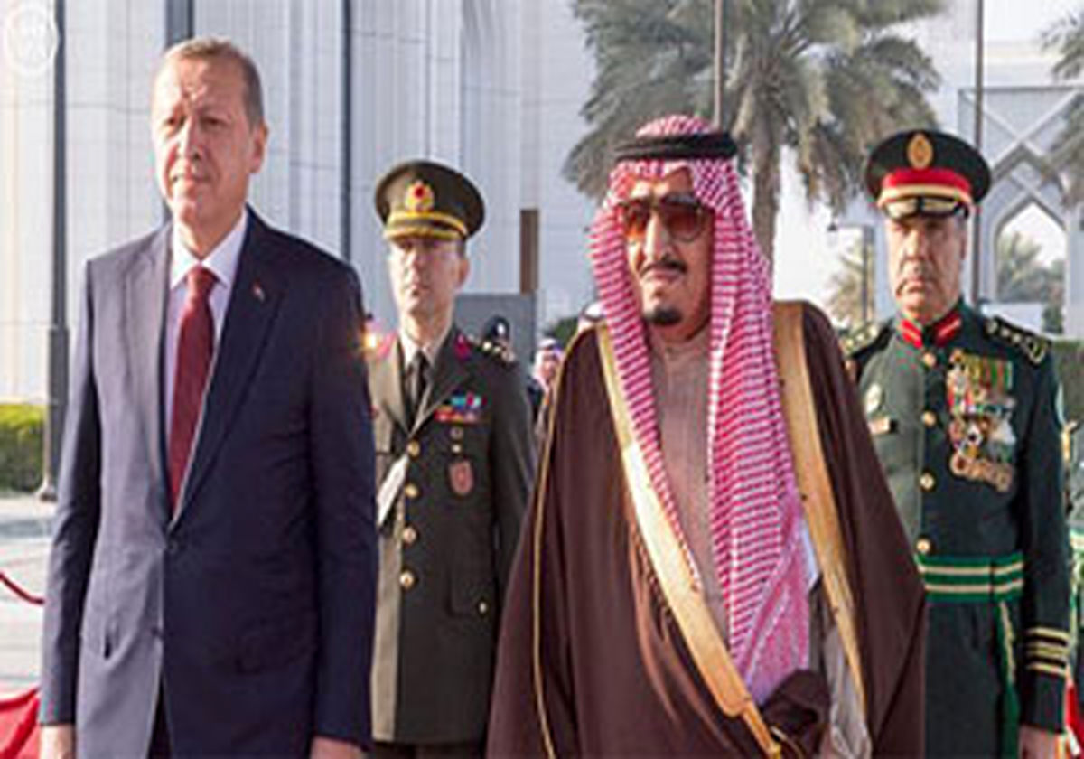 استقبال اردوغان از پادشاه سعودی با موسیقی روسی! + فیلم 