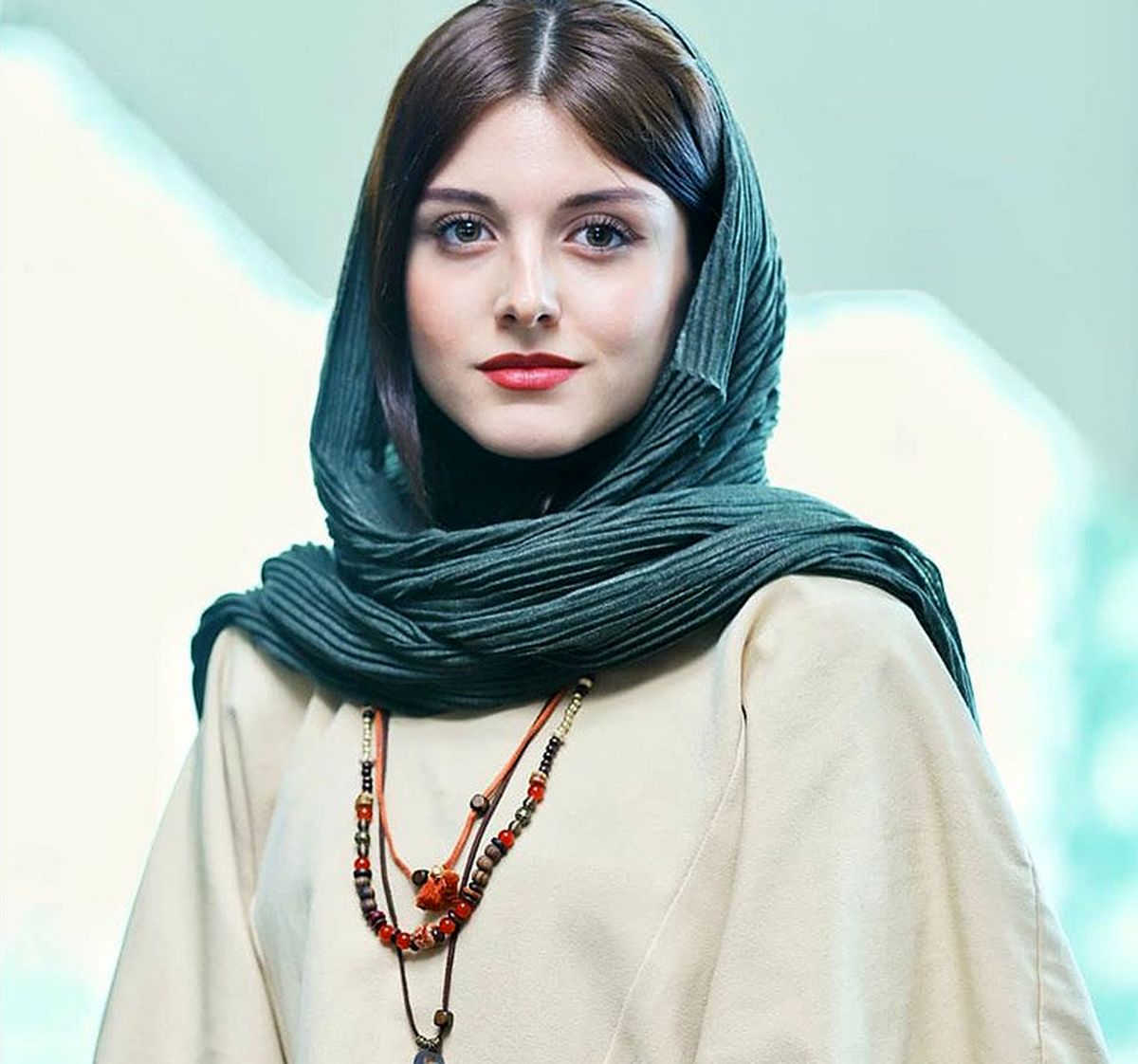رونمایی از گریم فاطمه مسعودی‌فر در سریال «جیران» /عکس