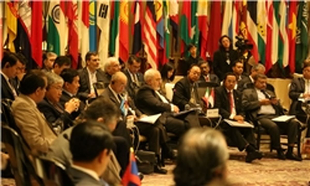 رایزنی‌های ظریف در بانکوک از نگاه دوربین