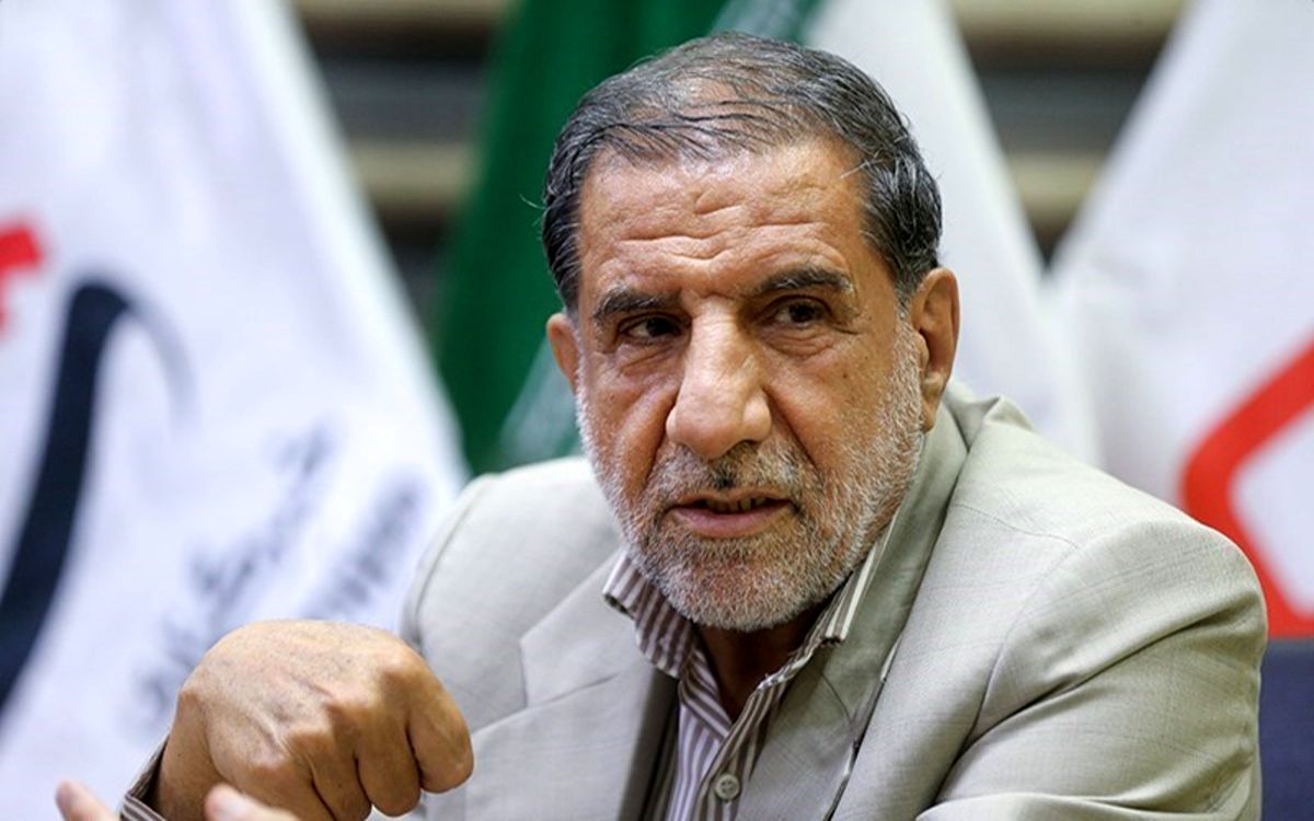 سردار کوثری: ترامپ تمامی رذایل و صفات بد را یک جا دارد 