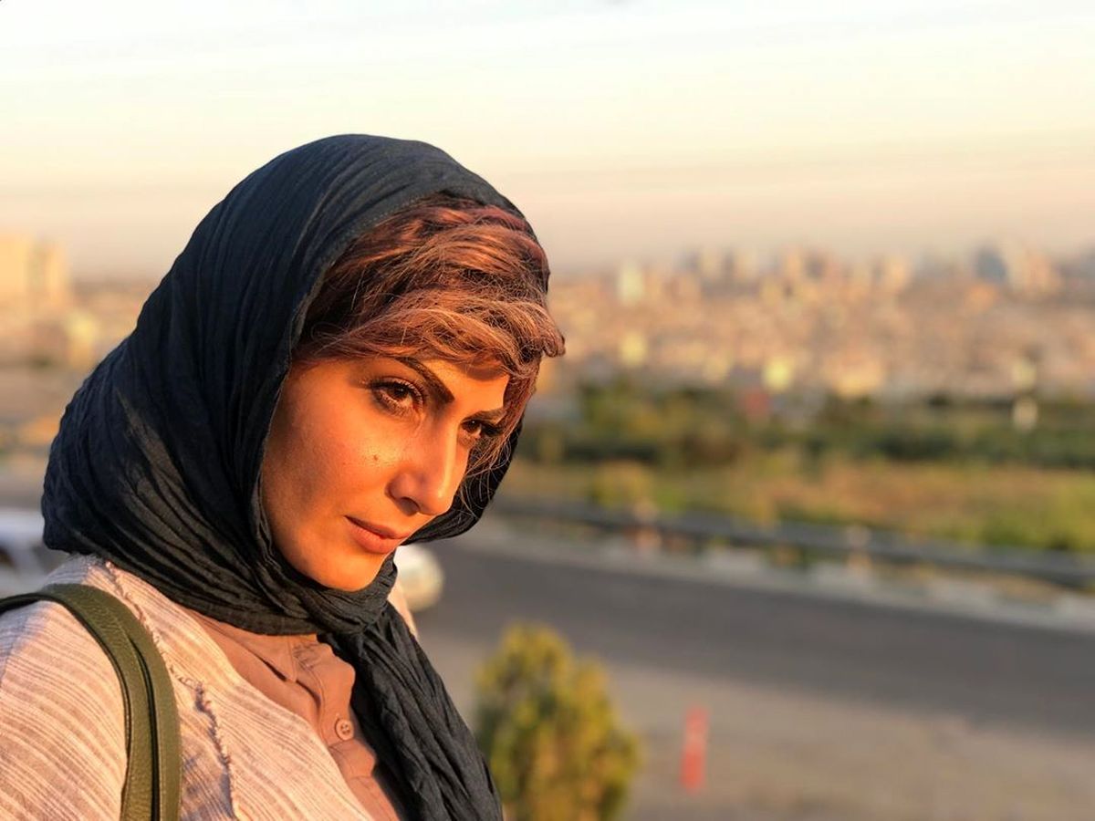 شیطنت سمیرا حسن پور با لباس اتاق عمل / عکس
