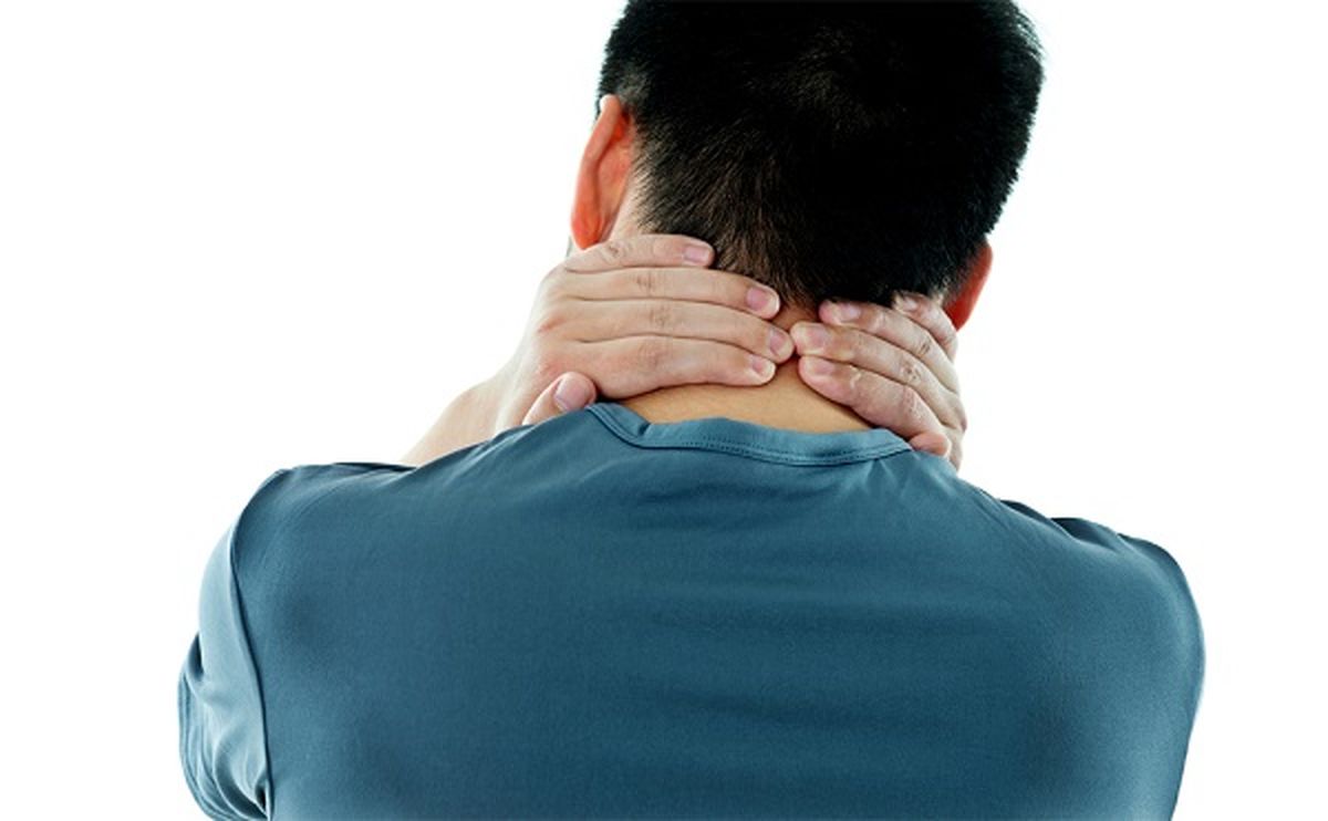 دلایل مختلف گرفتگی عضلات گردن‌ پس از بیدار شدن 