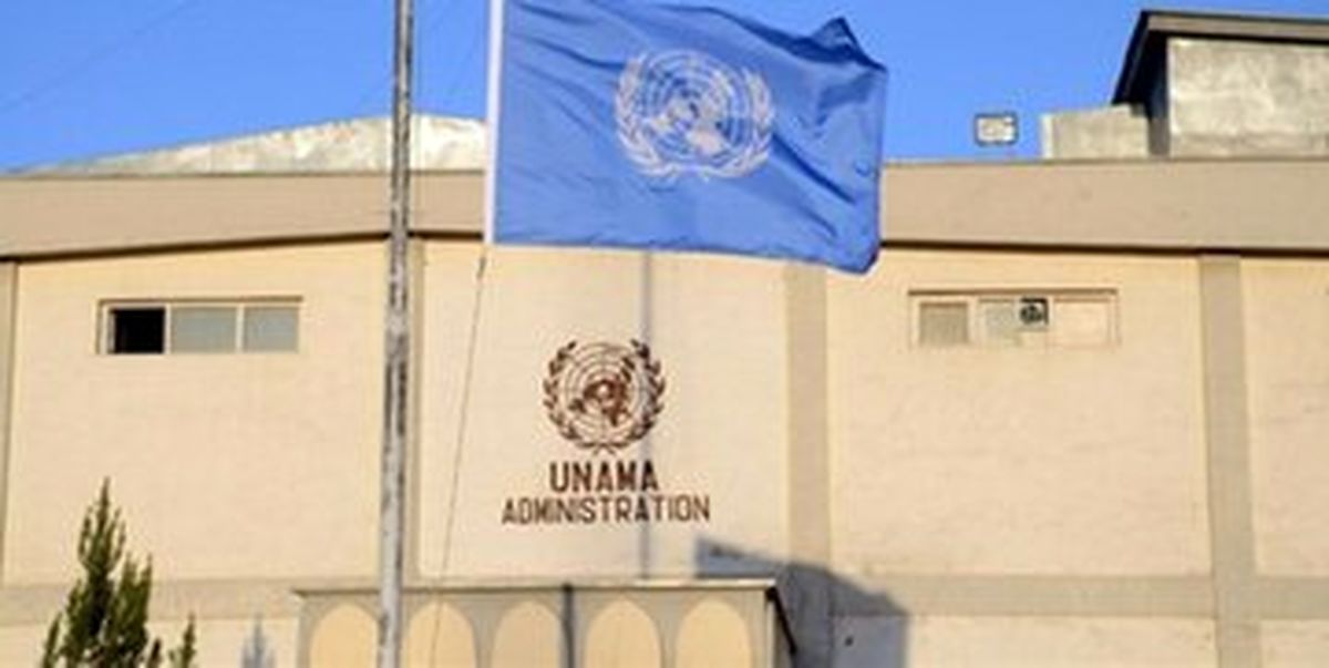 وقوع چندین انفجار شدید در فرودگاه هرات افغانستان