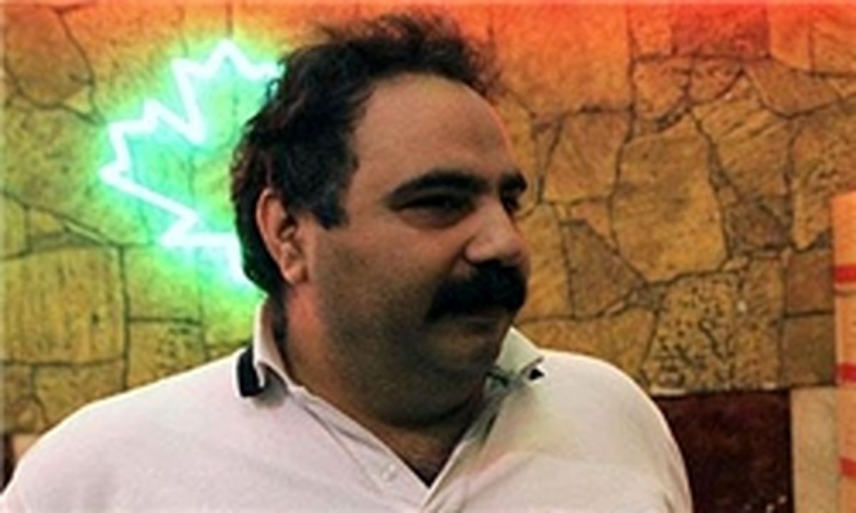 واکنش بازیگر سینما به عکس قلیان کشیدنش با بازیکن استقلال/عکس