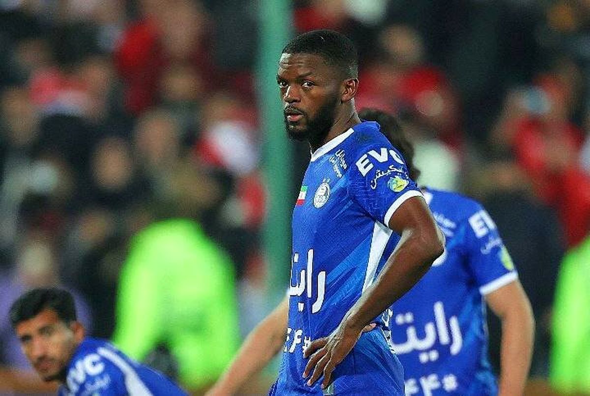  استقلال 1- صنعت‌نفت 0 /  فاصله آبی‌ها با پرسپولیس به ۵ امتیاز رسید