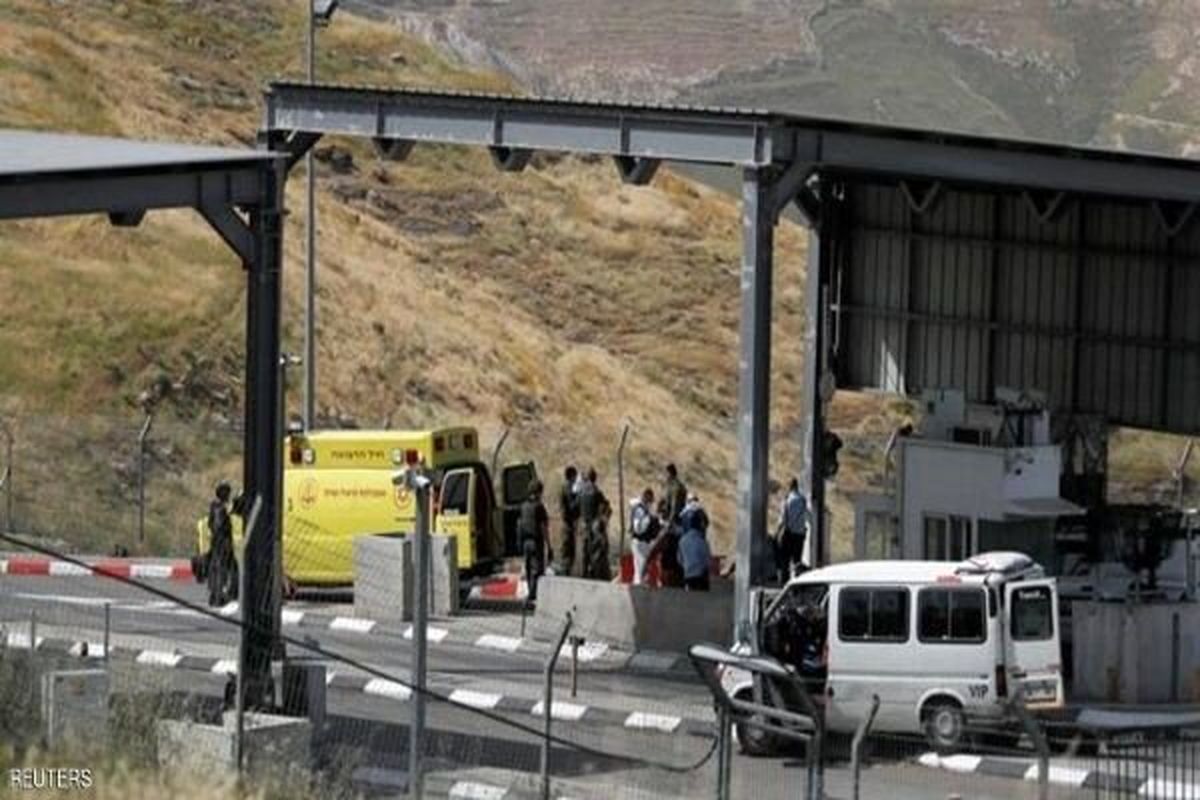 شهرک‌نشین صهیونیست، کارگران فلسطینی را با اتوبوس زیرگرفت