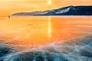 انجماد عمیق‌ترین دریاچه جهان/ عکس
