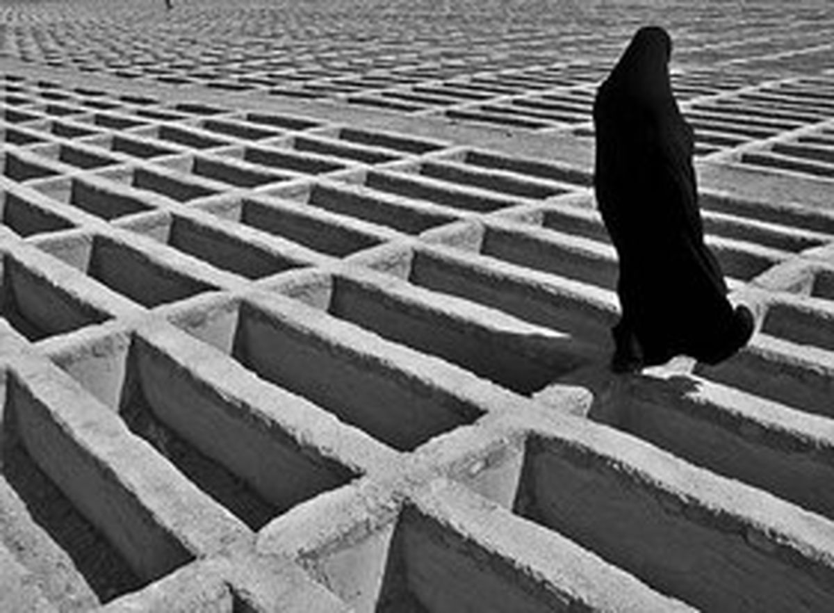 مراجعه «مردگان» برای دریافت یارانه