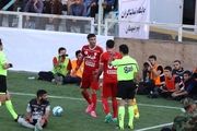 مدافع ملی پوش تماشاگر فحاش را تا می خورد کتک زد!