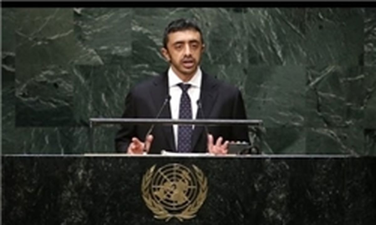 ایران باید جزایر سه گانه را به امارات برگرداند!