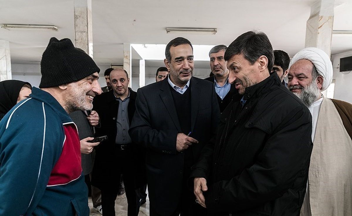 بازدید فتاح از مرکز نگهداری بیماران مزمن روانی+ عکس