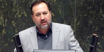 افزایش سه درصدی حقوق کارمندان با تورم ۴۰ درصدی ظلم است