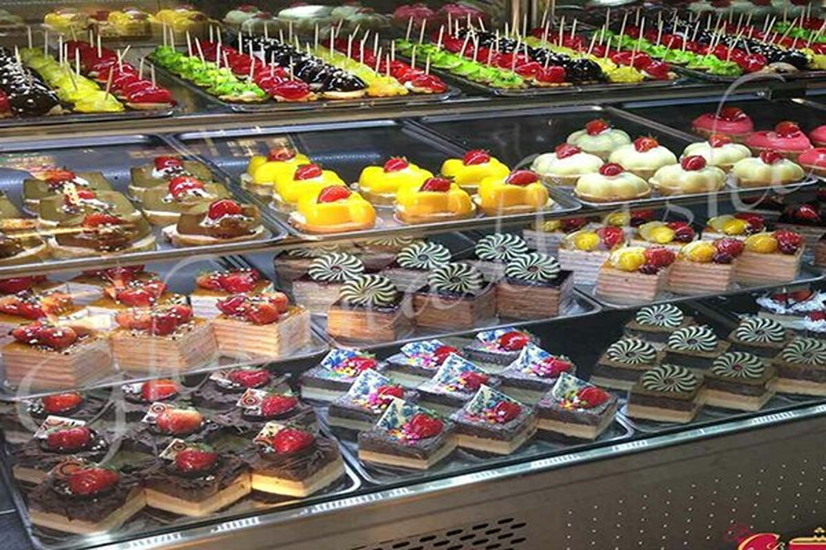 افزایش قیمتی در بازار شیرینی شب یلدا نداریم
