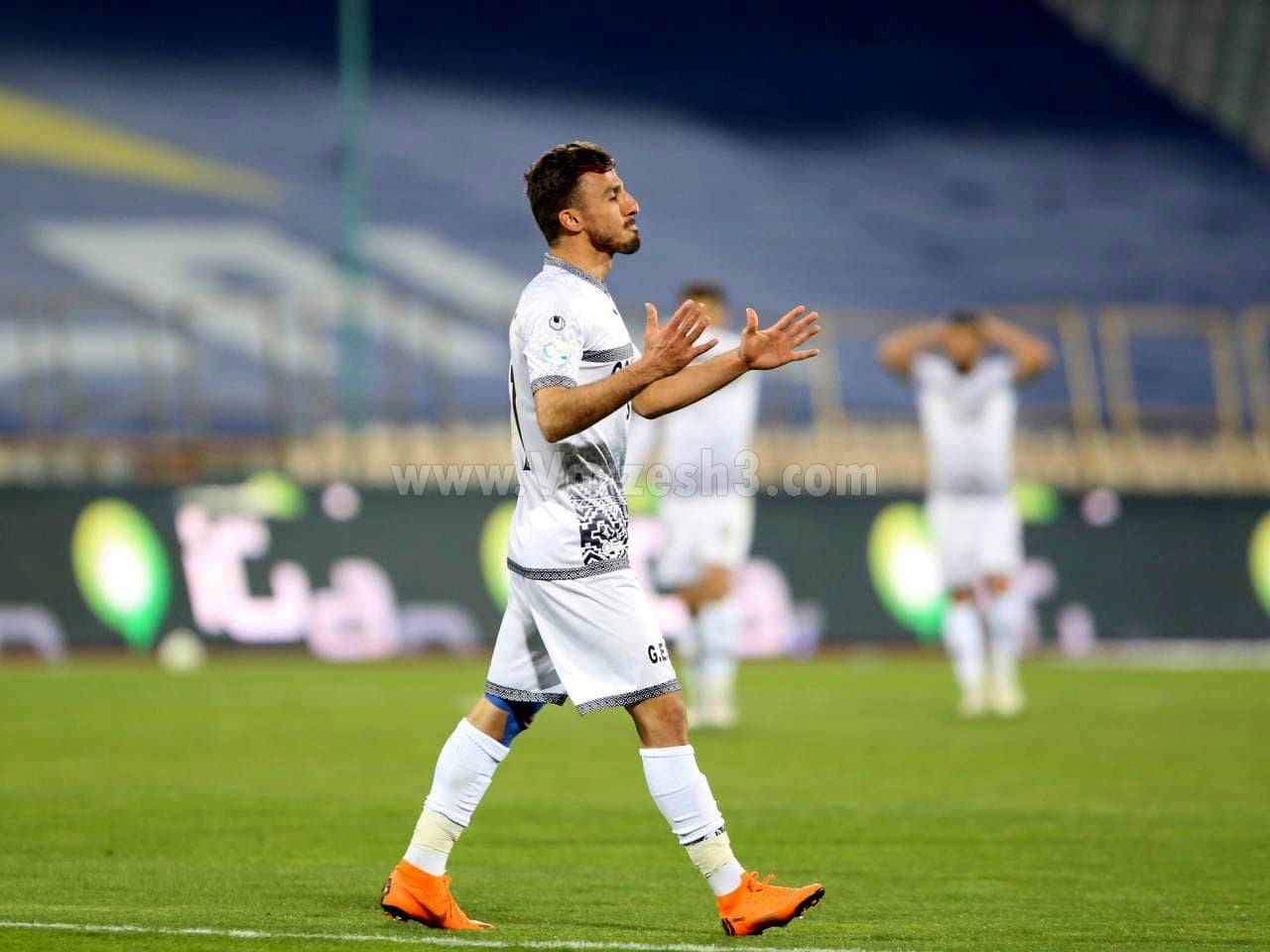 آخرین پیشنهاد پرسپولیس به هافبک گل گهر
