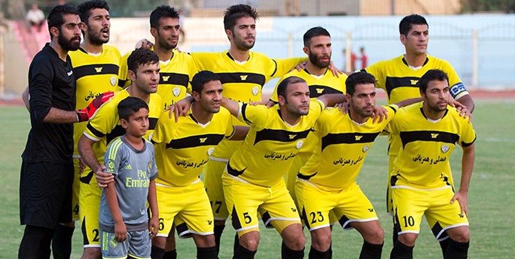 روی یک اتفاق بچه گانه دروازه ما باز شد
