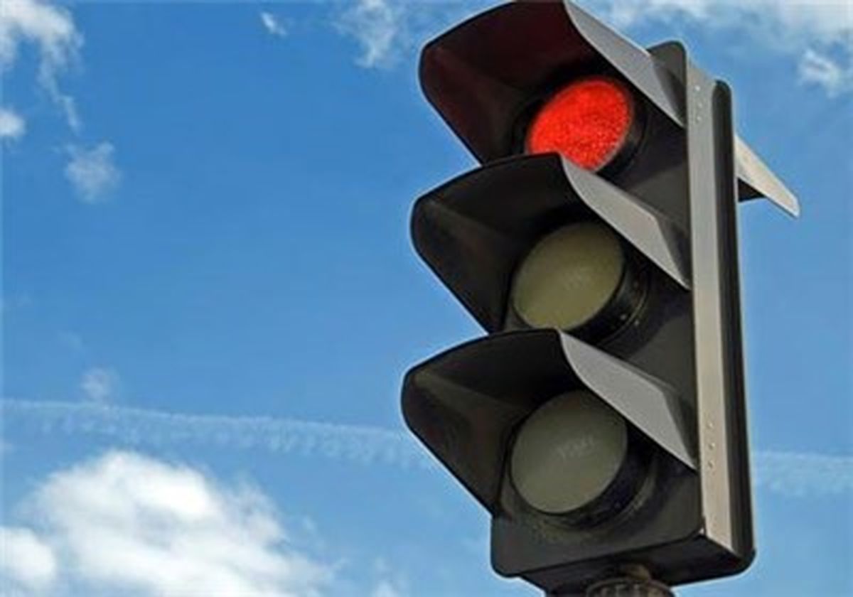 گسترش سیستم ثبت تخلف عبور از چراغ قرمز
